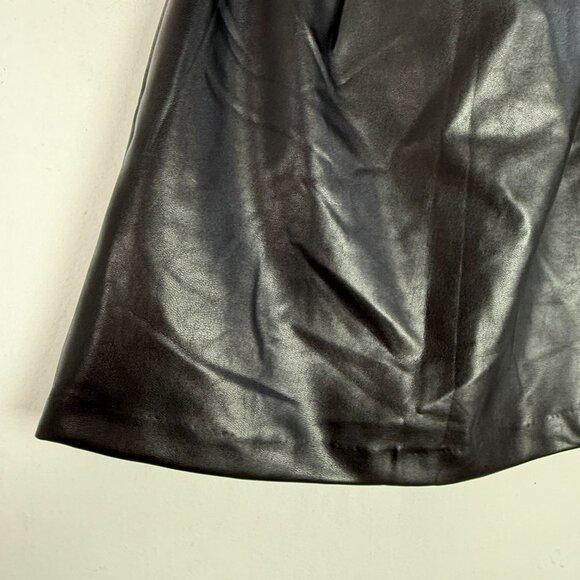 Abercrombie & Fitch Vegan Leather Mini Skort Skirt Black Size Small S EUC - Picture 10 of 12